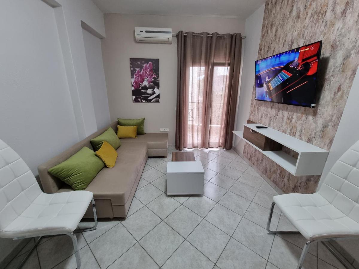 Premium Suites Ofrinion Exterior photo